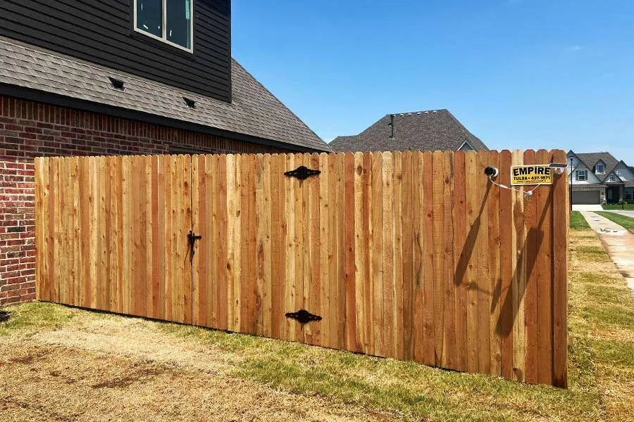 Privacy Fence 6' Cedar Dog Ear on Steel Posts at Bixby, OK