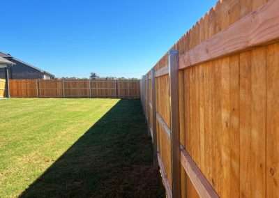 Dog Ear Wood Vertical Privacy Fence Metal Post