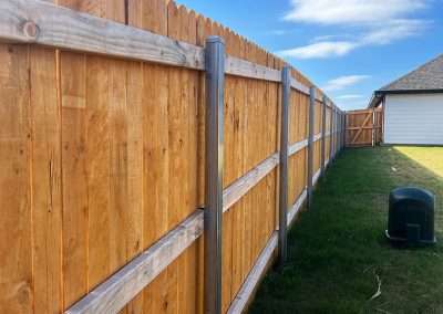Dog Ear Wood Vertical Privacy Fence Metal Post
