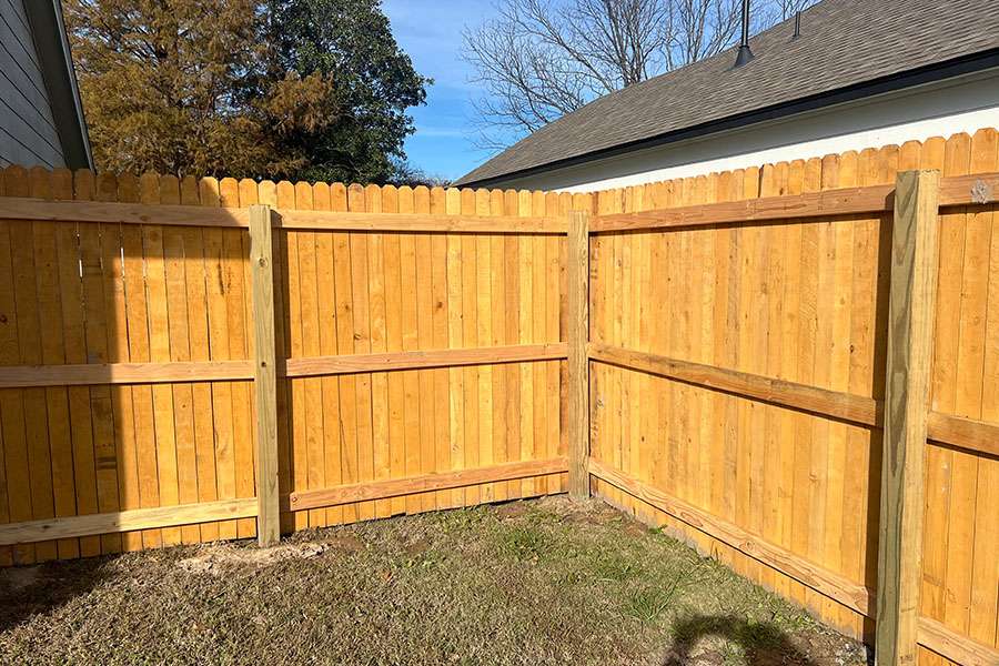Dog Ear Wood Vertical Privacy Fence Wood Post