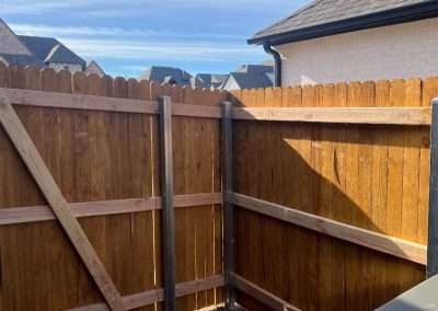 Dog Ear Wood Vertical Privacy Fence Metal Post